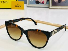 Picture of Fendi Sunglasses _SKUfw52140556fw